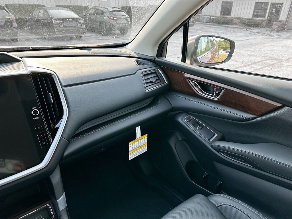 New 2025 Subaru Ascent Touring image 31