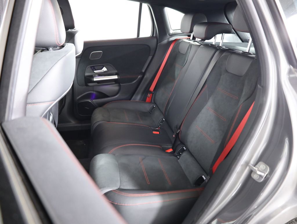 Used 2025 Mercedes-Benz GLA 35 AMG 4MATIC image 50