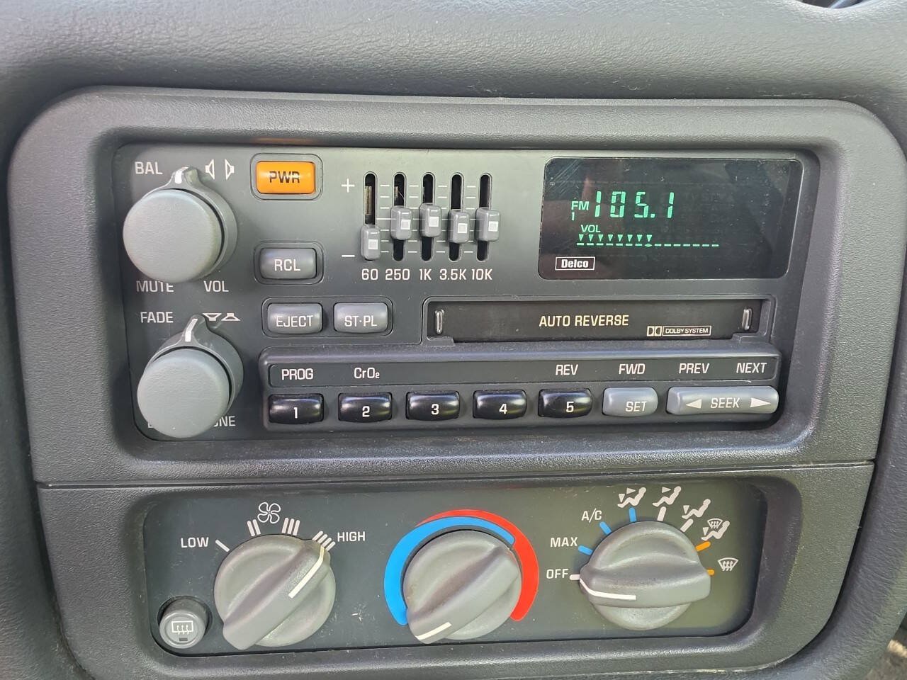 Used 1993 Pontiac Firebird Coupe RWD image 10