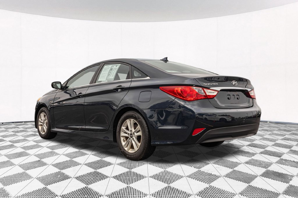 Used 2014 Hyundai Sonata GLS w/ Popular Equipment Group 2 FWD image 8