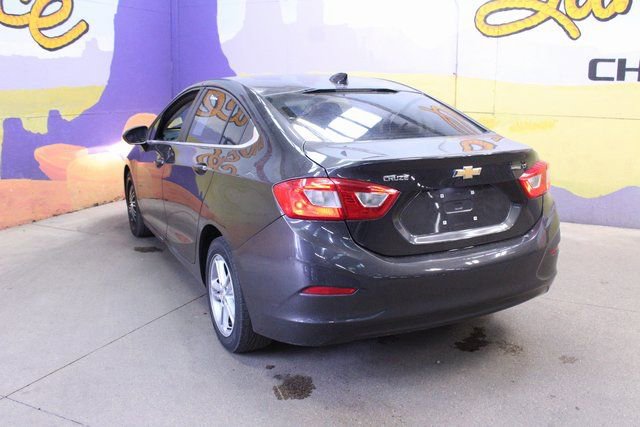 Used 2016 Chevrolet Cruze LT image 6