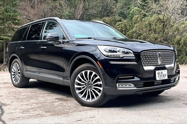Used 2022 Lincoln Aviator Reserve w/ Equipment Group 201A image 3