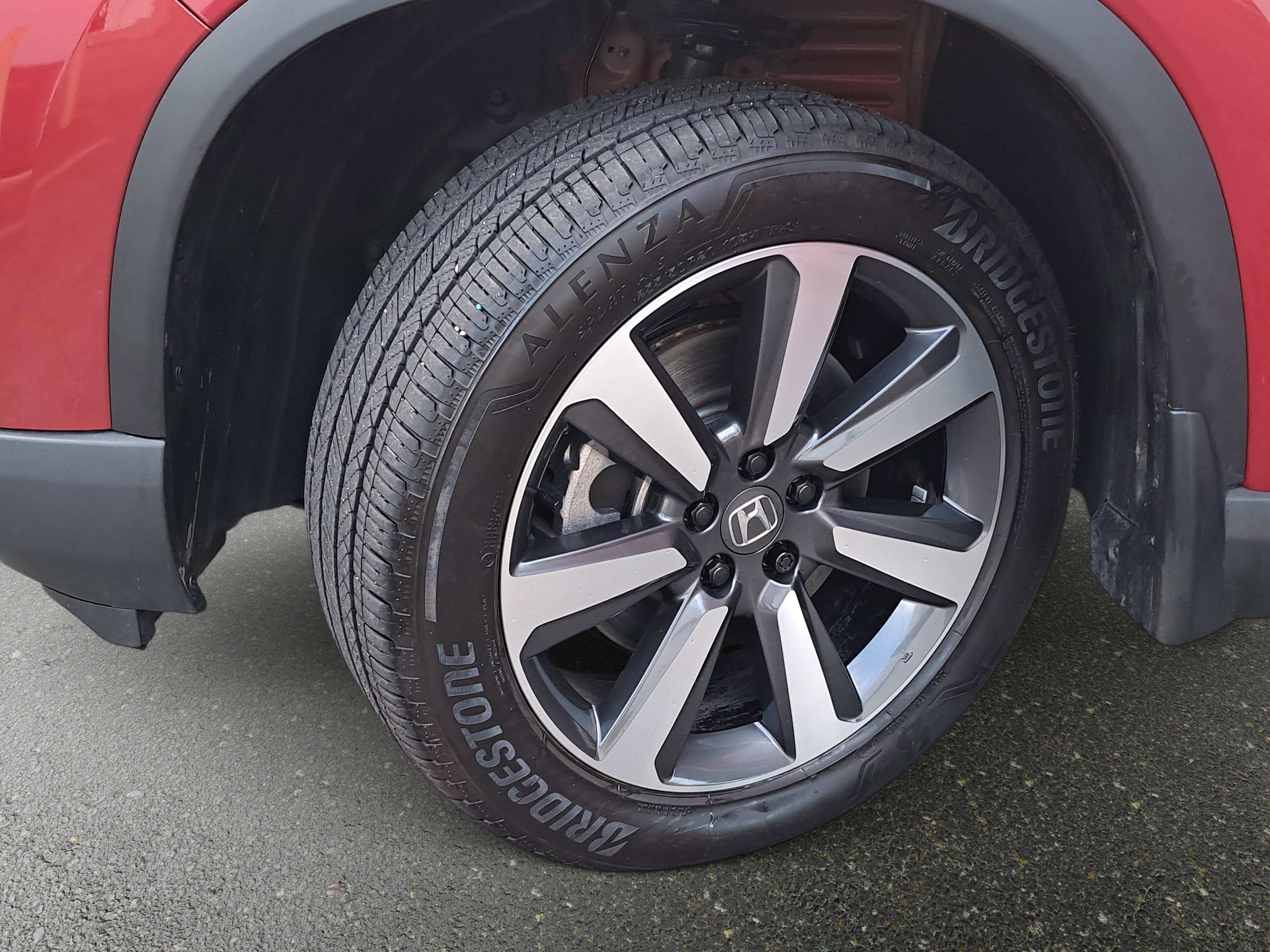 Used 2025 Honda Pilot Touring image 32
