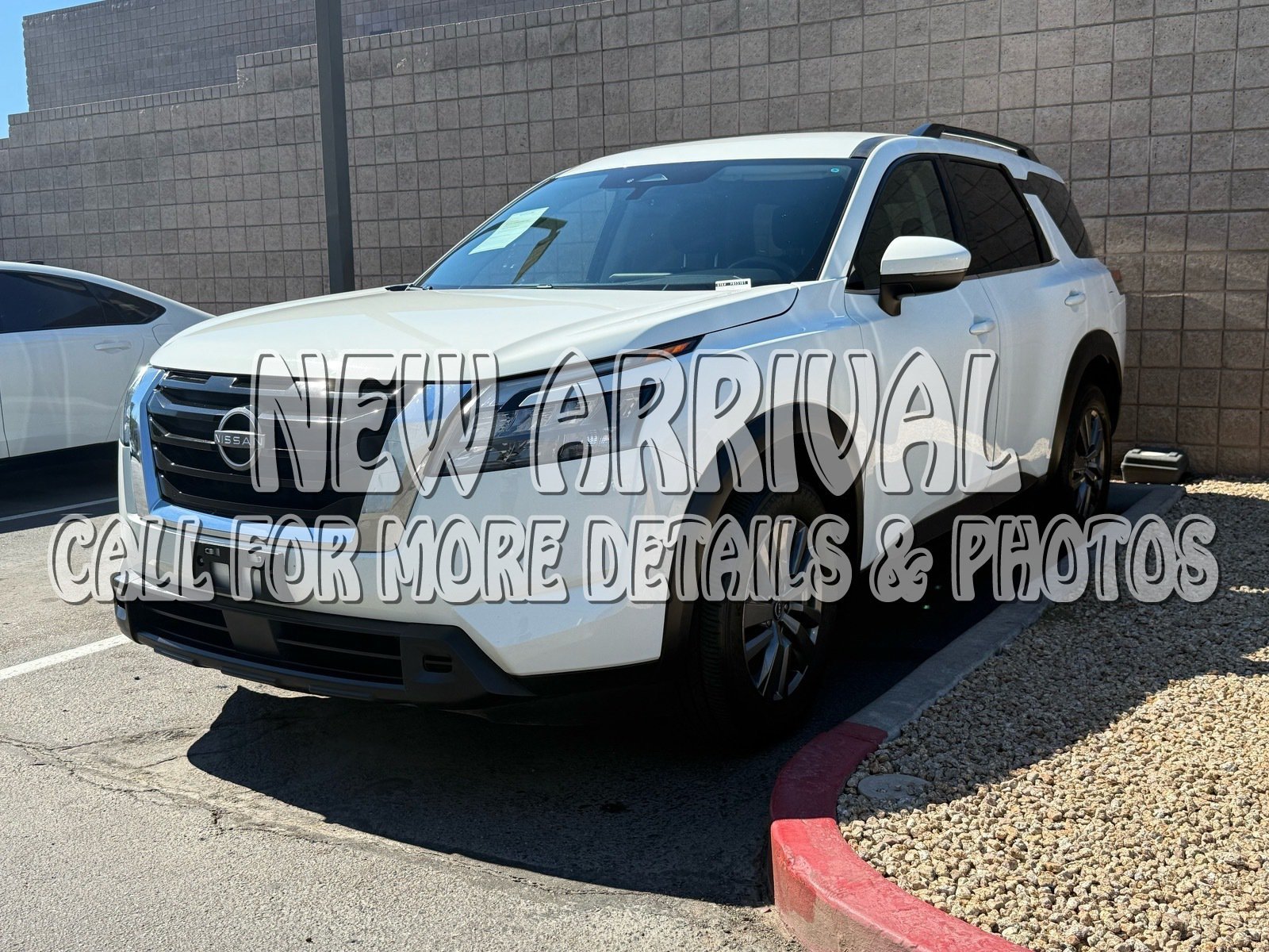 Used 2025 Nissan Pathfinder SV