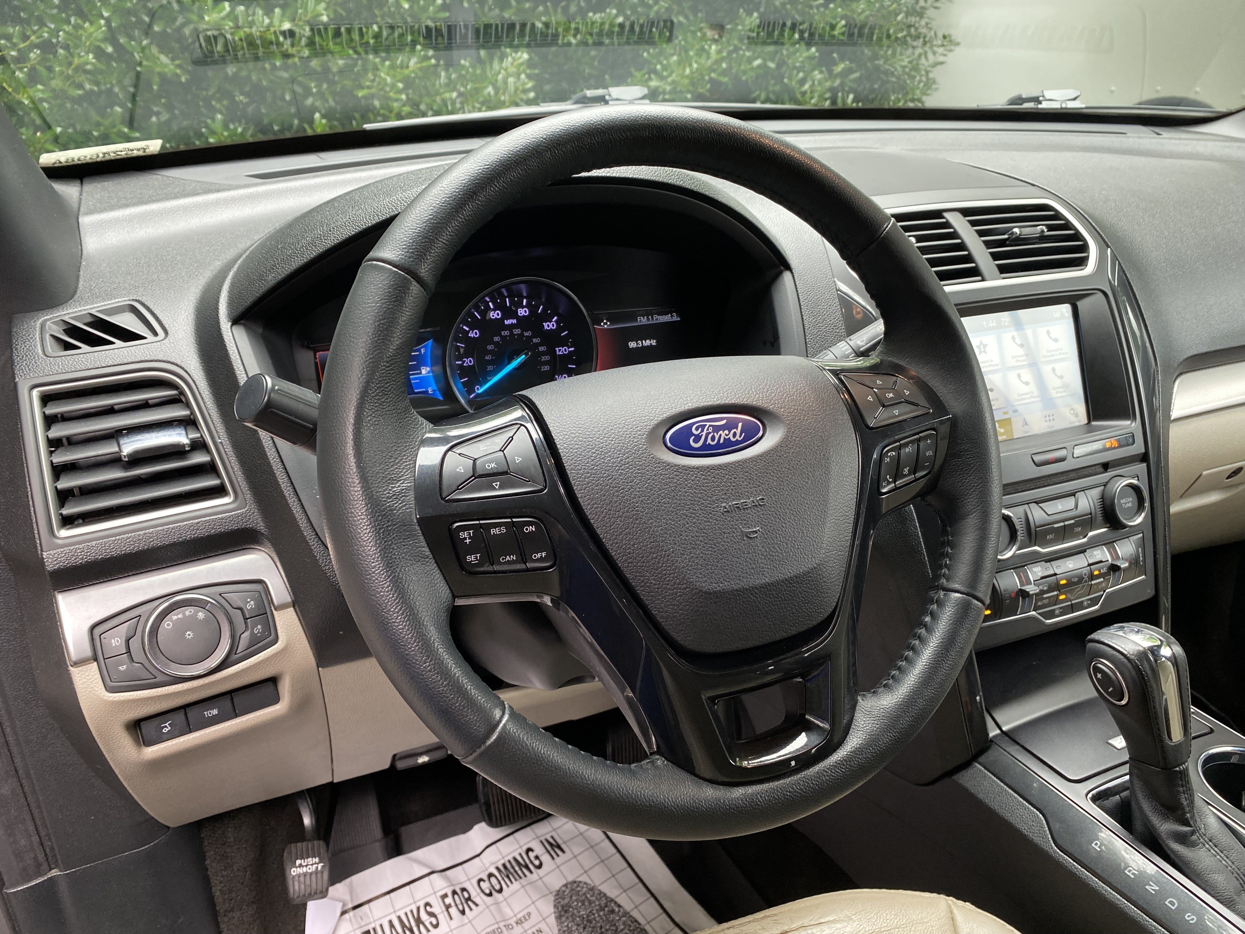 Used 2018 Ford Explorer XLT w/ Equipment Group 202A FWD image 17