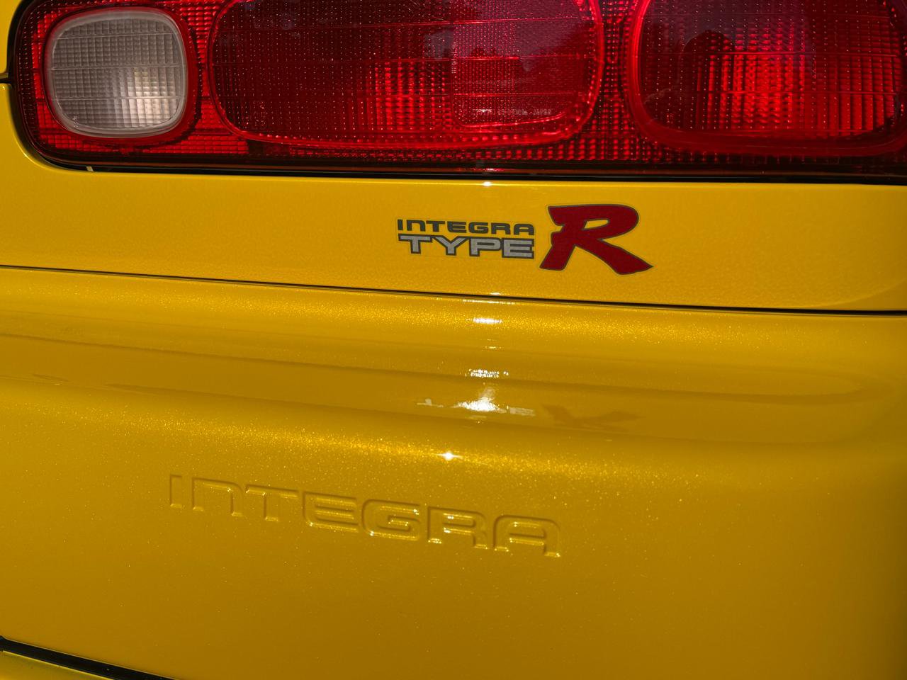 Used 2000 Acura Integra Type R image 33