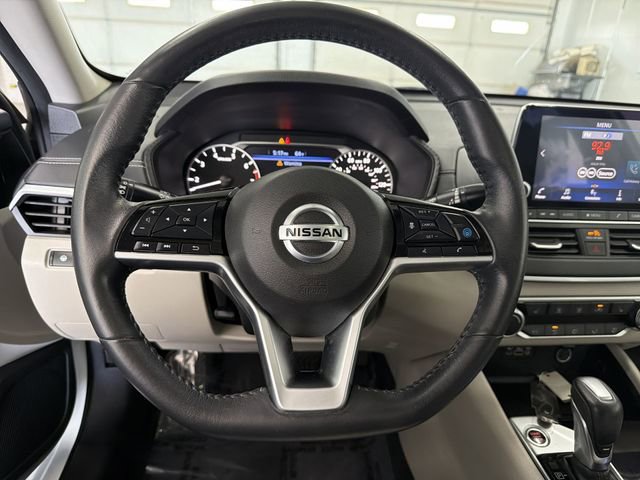 Used 2022 Nissan Altima 2.5 SV w/ SV Premium Package image 30