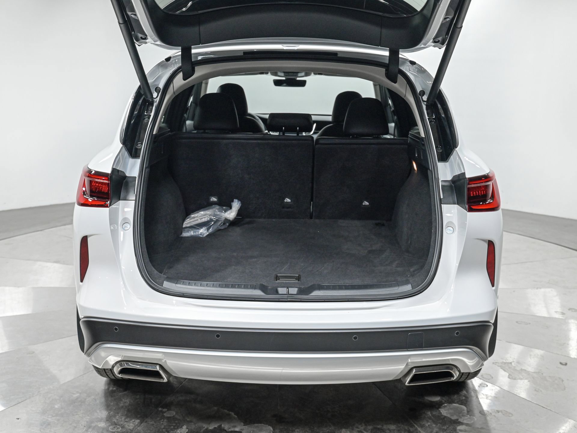 Used 2025 INFINITI QX50 Pure image 6