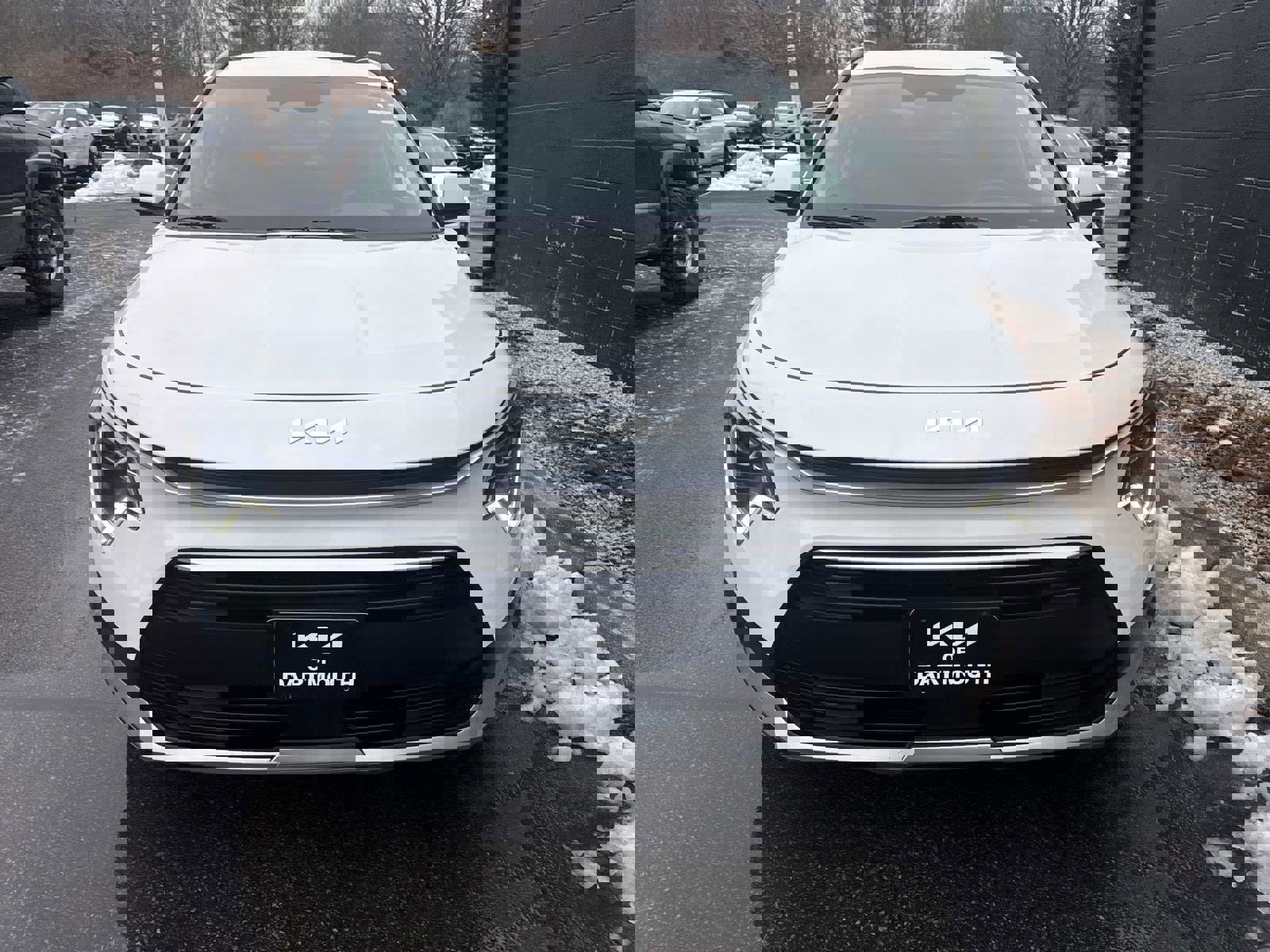 Used 2023 Kia Niro EX image 5