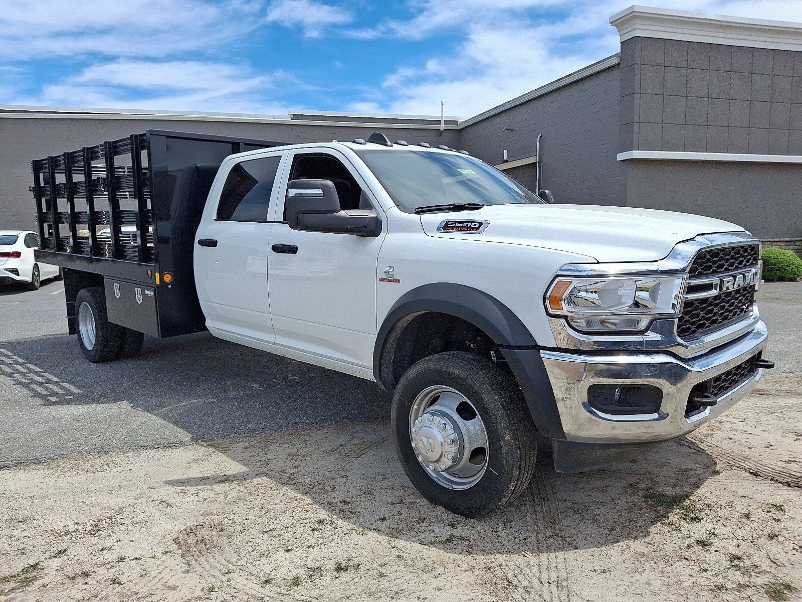 New 2024 RAM 5500 Tradesman w/ Chrome Appearance Group AWD/4WD image 5