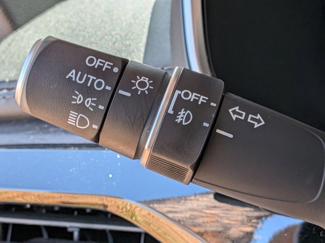 Used 2023 Acura MDX SH-AWD w/ Advance Package image 9