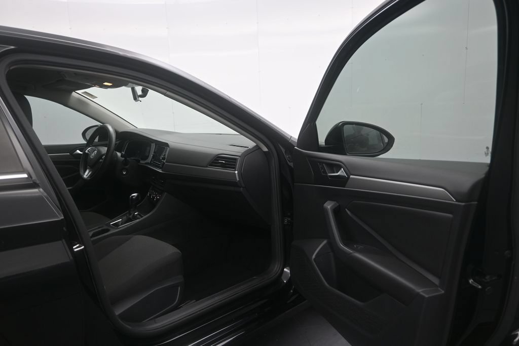 Used 2019 Volkswagen Jetta S w/ Driver Assistance Package FWD image 17
