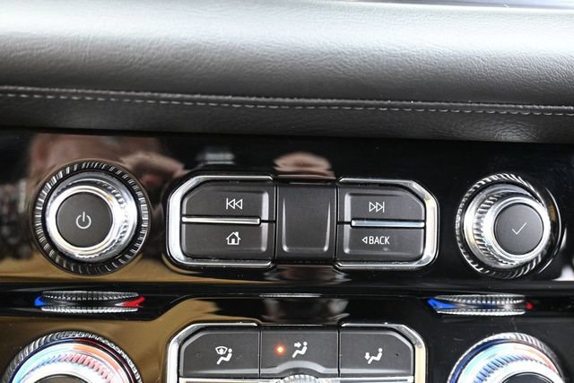 Used 2023 GMC Yukon Denali AWD/4WD image 25