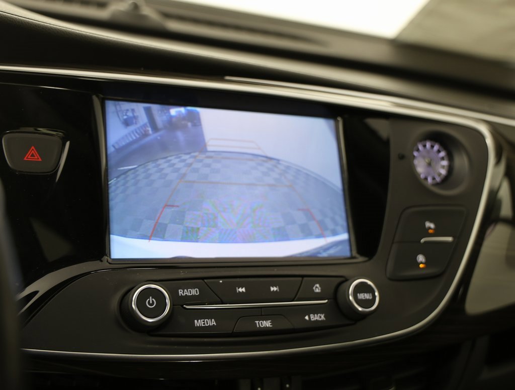 Certified 2020 Buick Envision Essence image 17