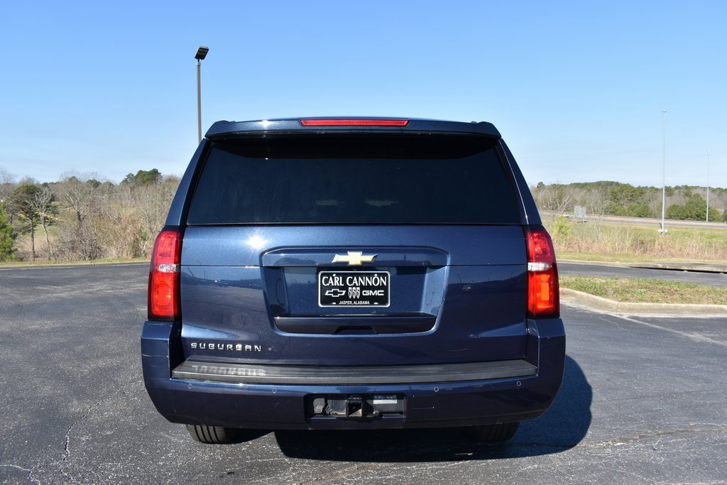 Used 2018 Chevrolet Suburban LT image 5