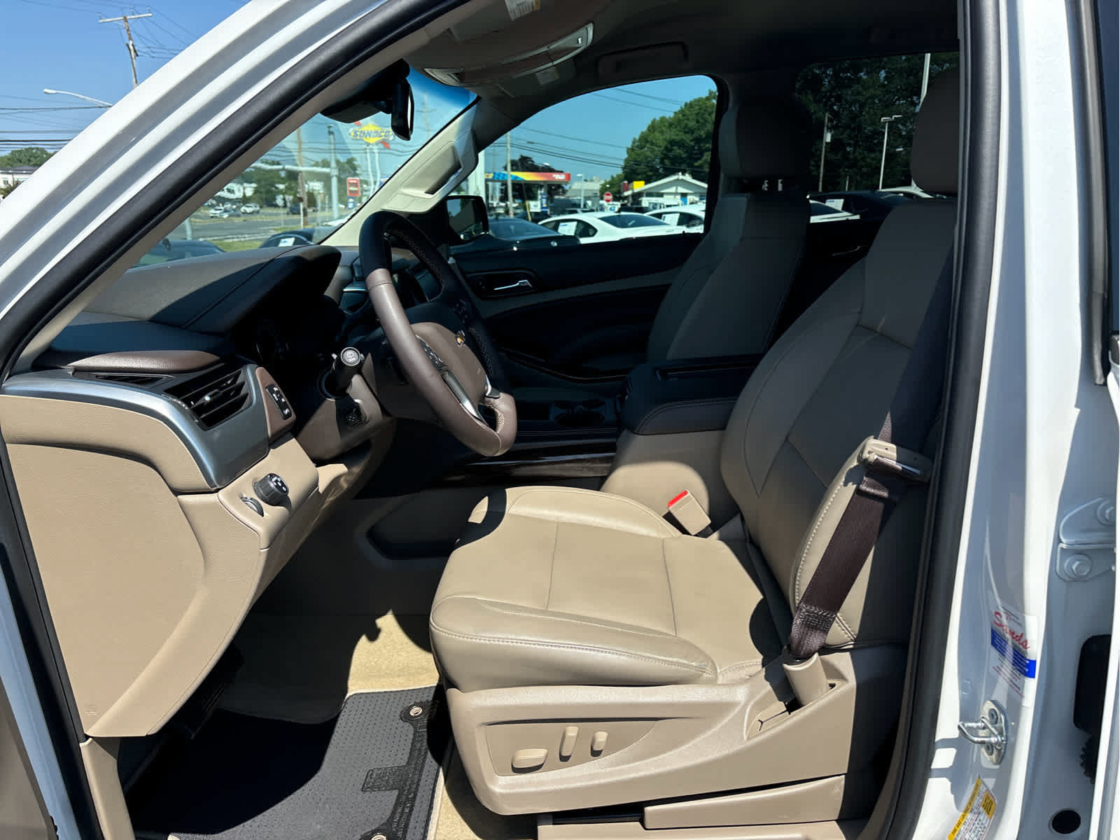 Certified 2017 Chevrolet Tahoe LT w/ Luxury Package RWD image 10