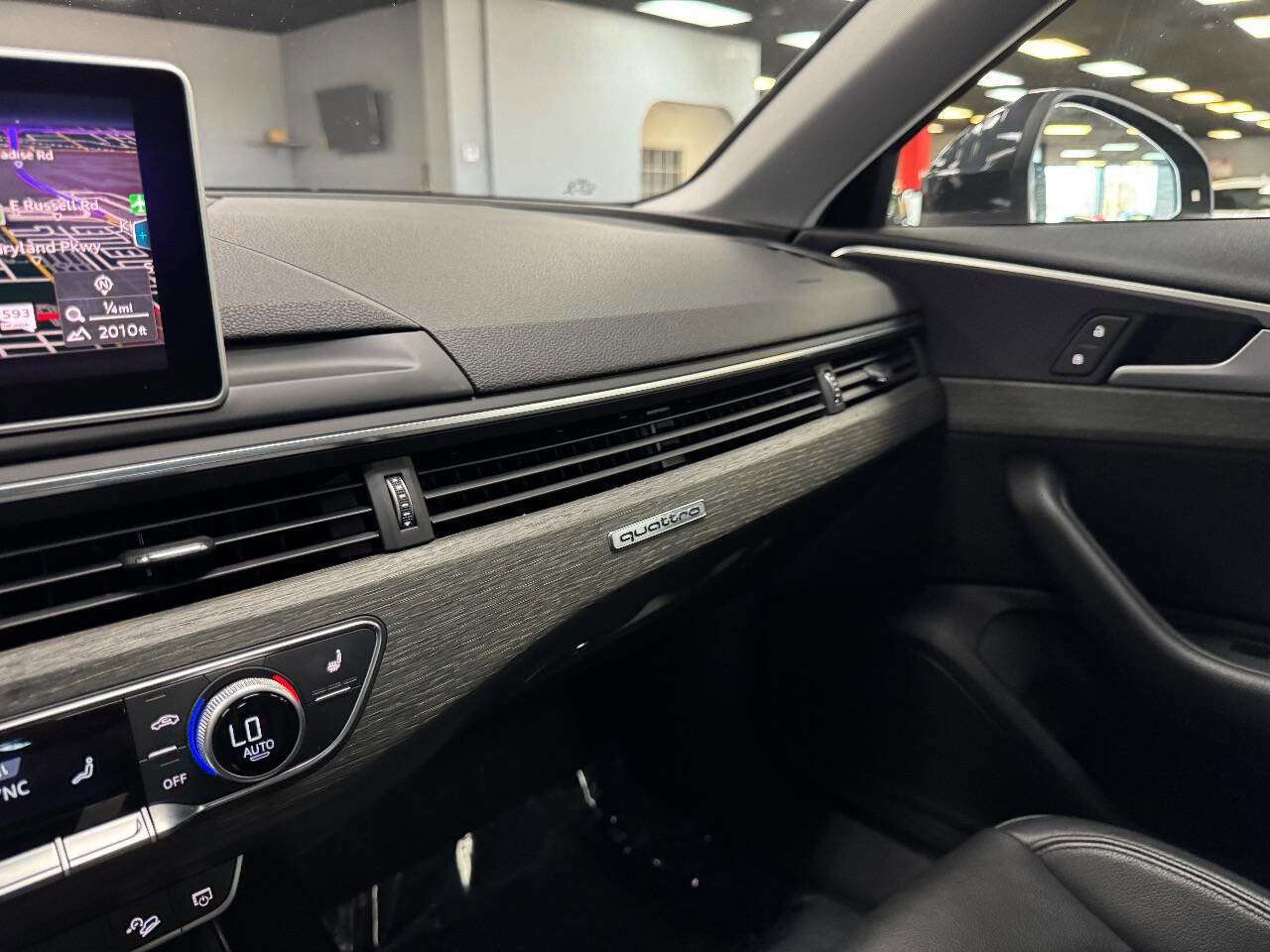 Used 2018 Audi A4 2.0T allroad Premium image 25