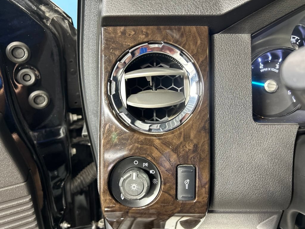 Used 2016 Ford F350 Platinum w/ Snow Plow Prep Package AWD/4WD image 26