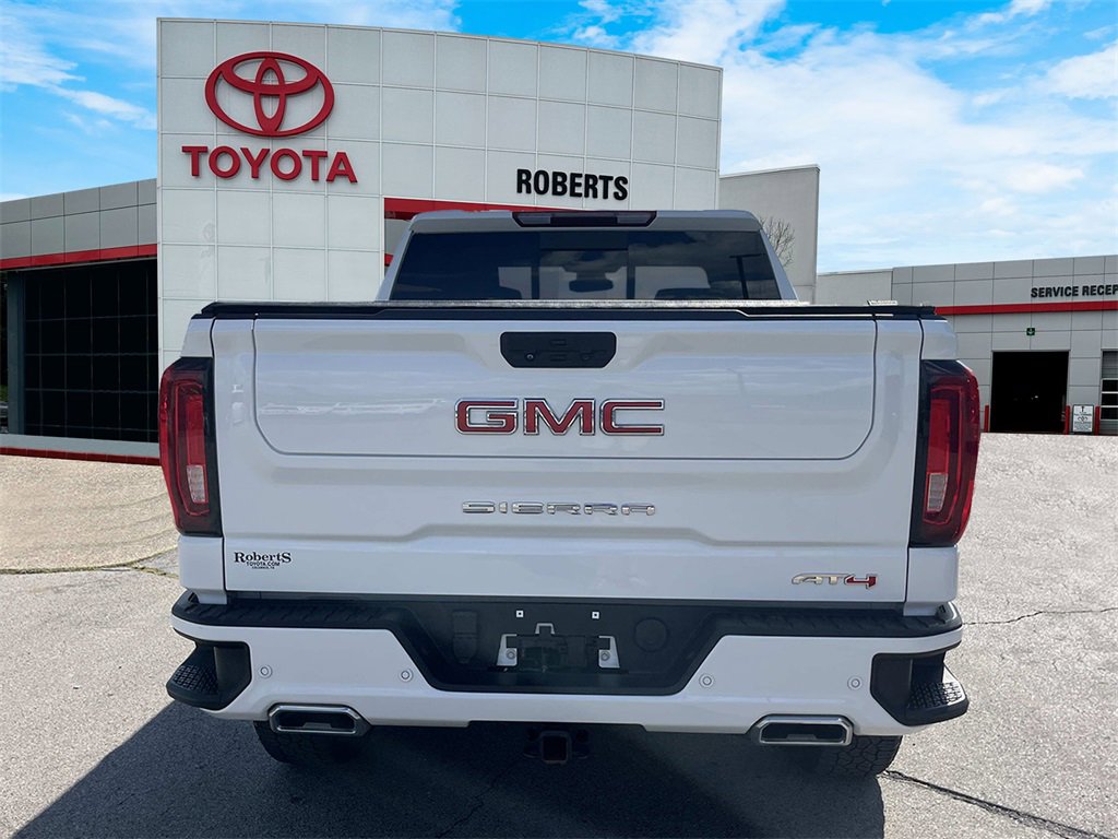 Used 2023 GMC Sierra 1500 AT4 w/ AT4 Preferred Package image 6