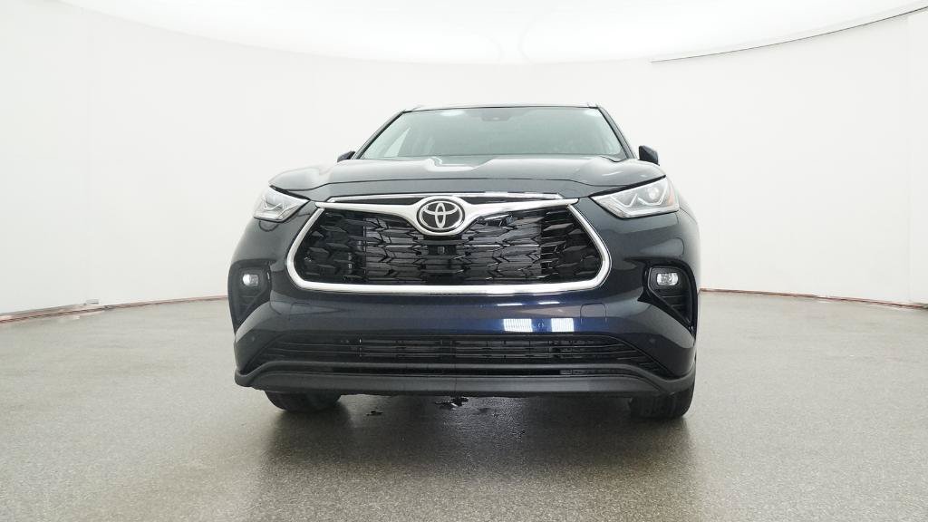 New 2026 Toyota Highlander Limited AWD/4WD image 18