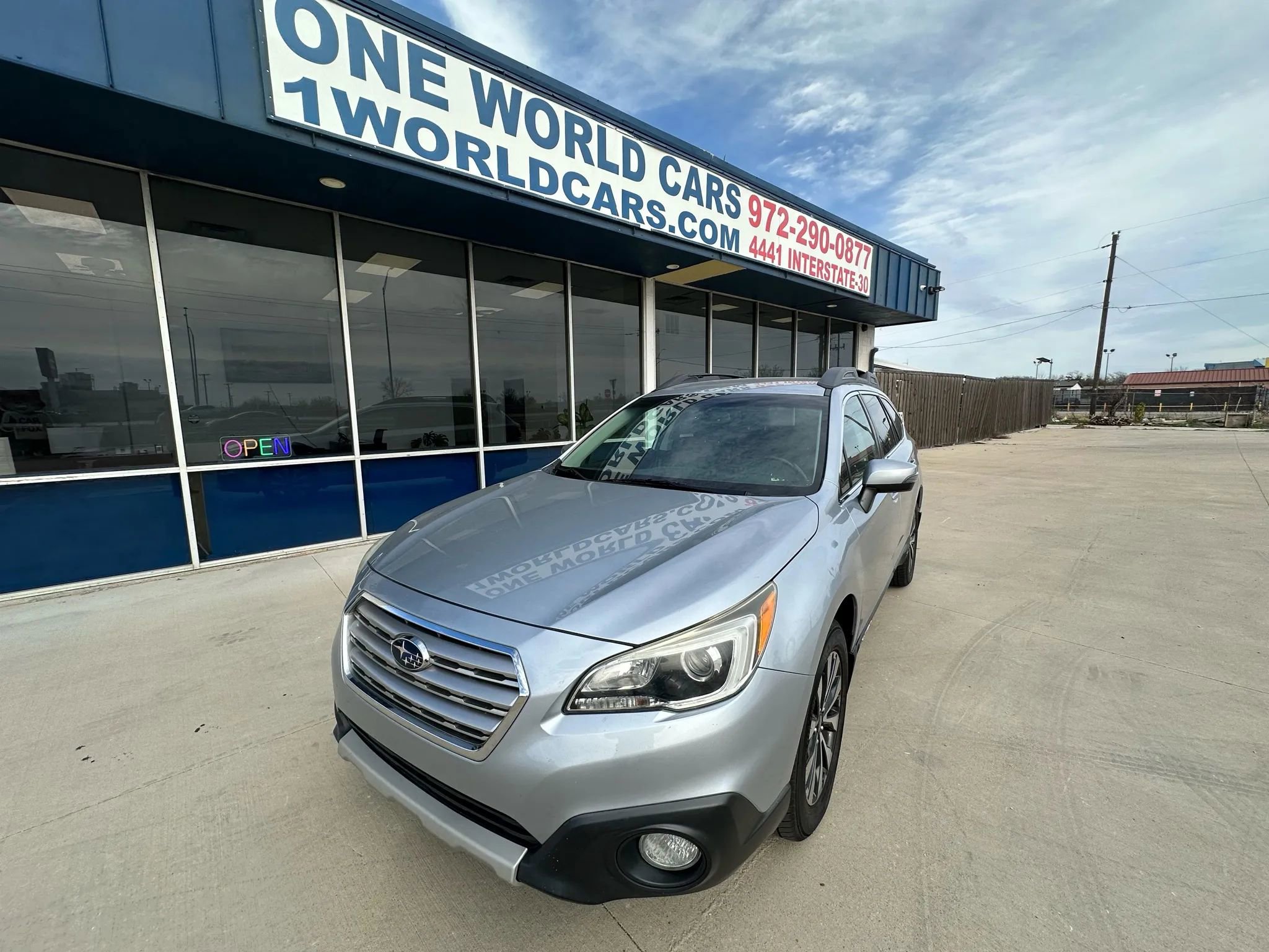 Used 2015 Subaru Outback 2.5i Limited image 1