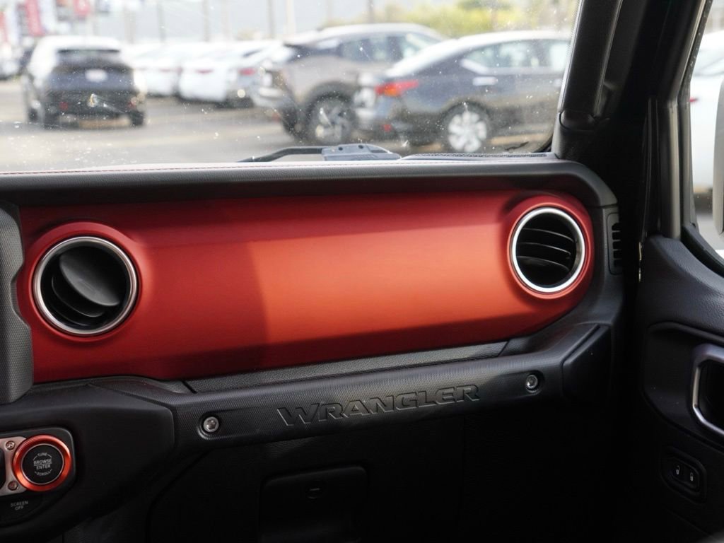 Used 2018 Jeep Wrangler Unlimited Rubicon image 23