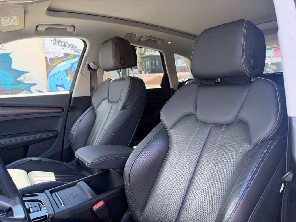 Used 2021 Audi Q5 Prestige AWD/4WD image 14