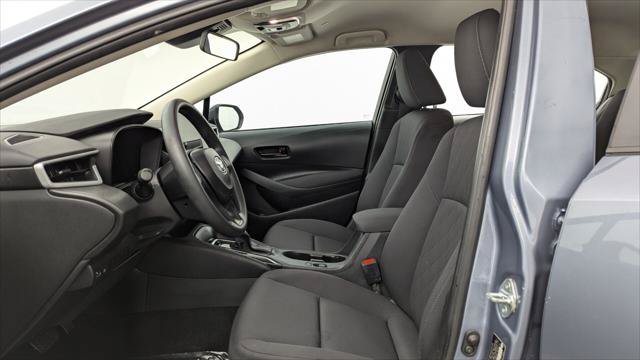 Used 2026 Toyota Corolla LE FWD image 13