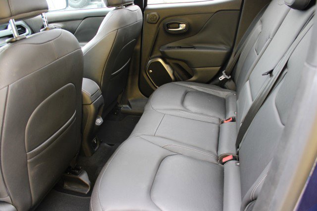 Used 2019 Jeep Renegade Limited w/ UConnect 8.4 Nav Group image 18