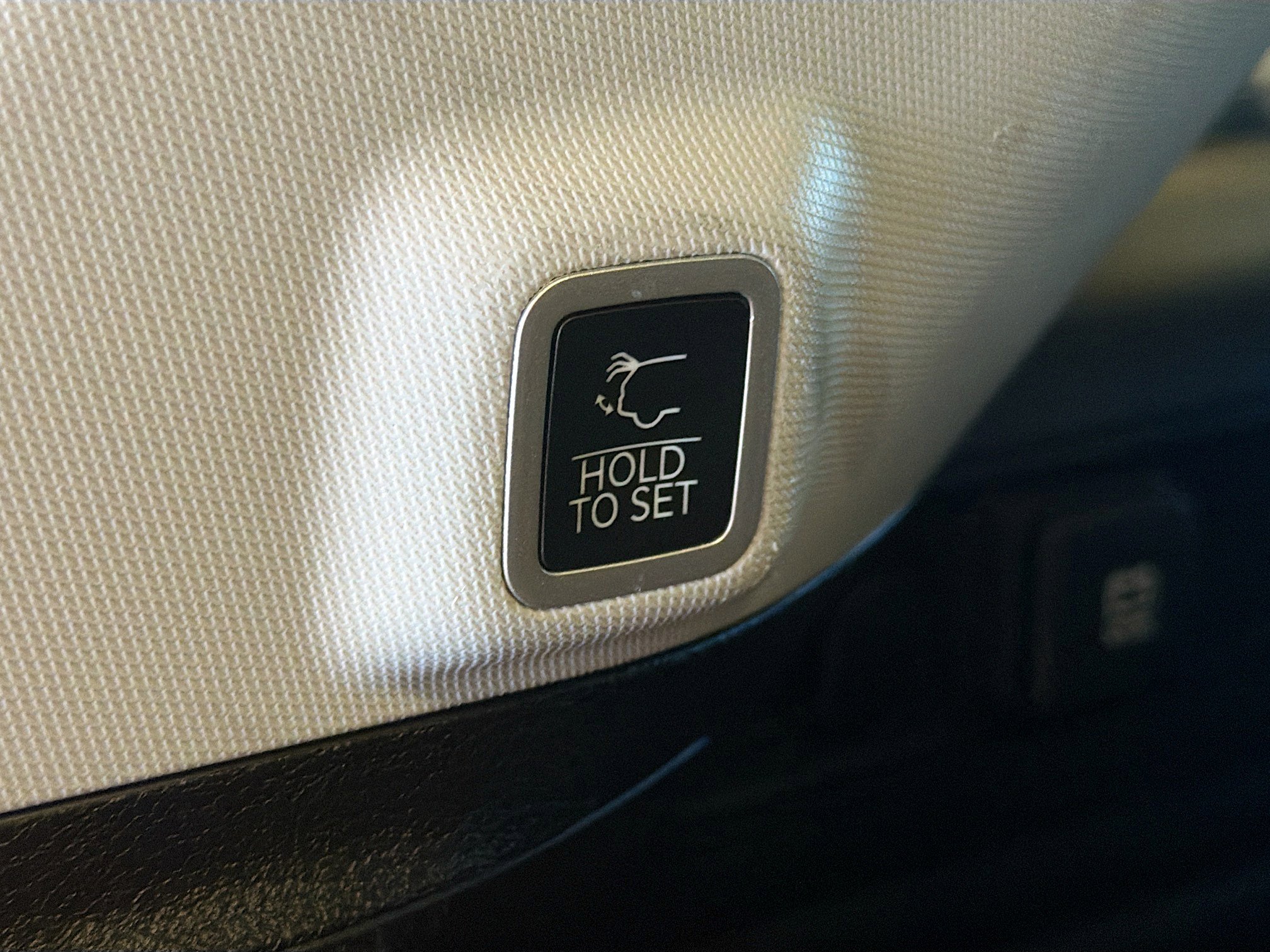 Used 2024 Jeep Grand Cherokee Limited 4xe image 31