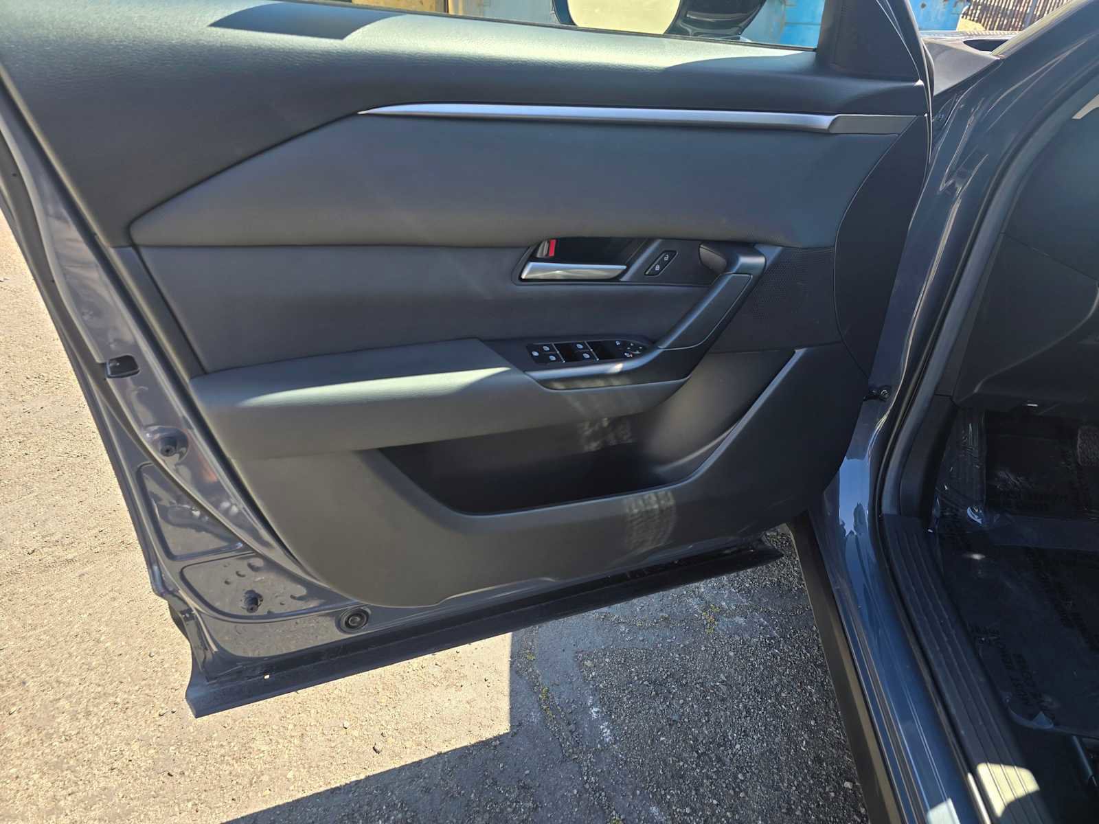 Used 2024 MAZDA CX-50 AWD 2.5 S w/ Weather Package image 24