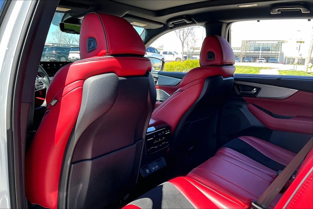 Used 2023 Acura MDX A-Spec AWD/4WD image 31