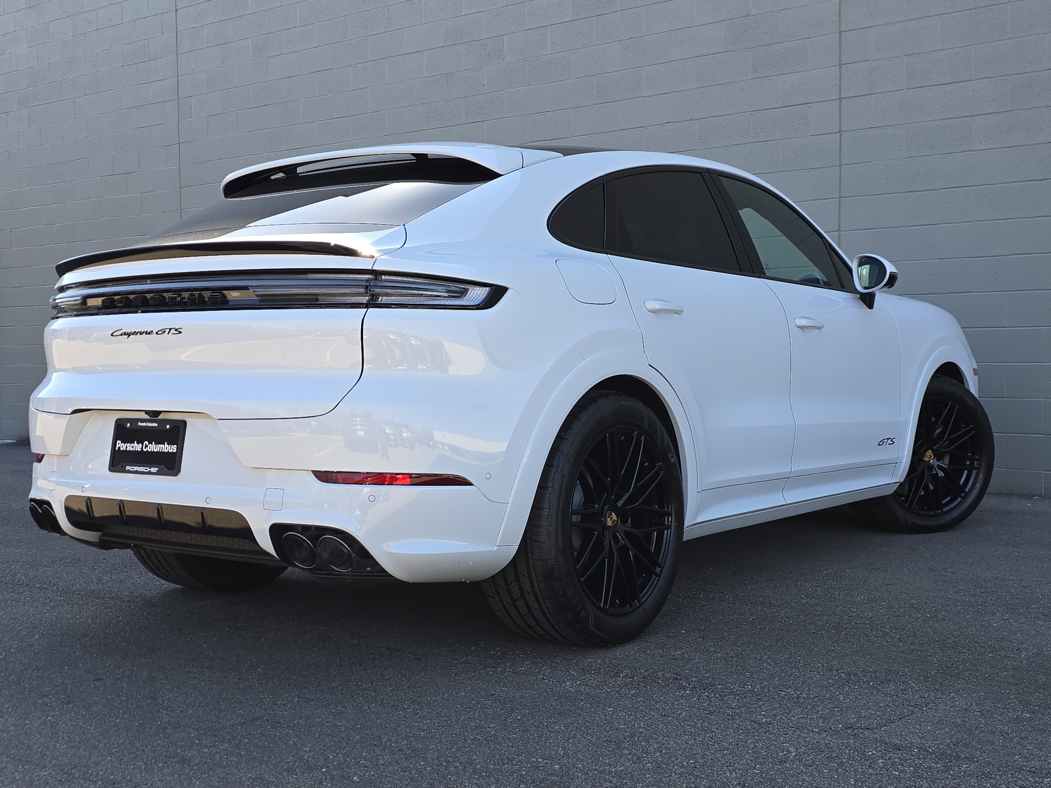 New 2026 Porsche Cayenne GTS image 9