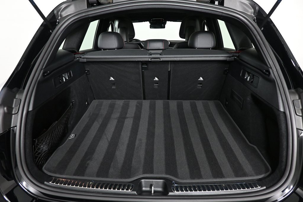 Used 2024 Mercedes-Benz GLC 43 AMG 4MATIC image 29