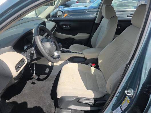Used 2025 Honda HR-V LX image 3