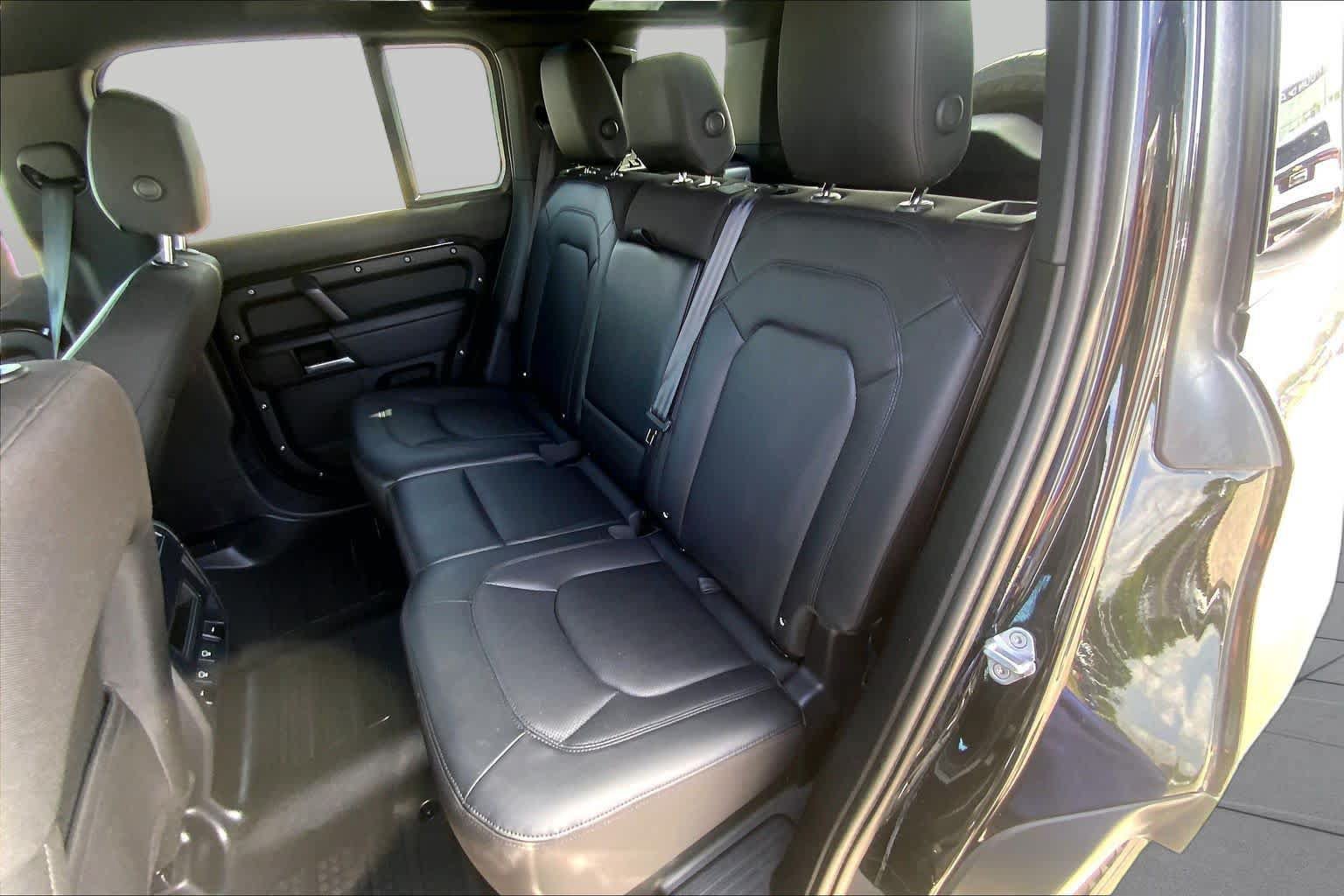 Used 2025 Land Rover Defender 110 S AWD/4WD image 19