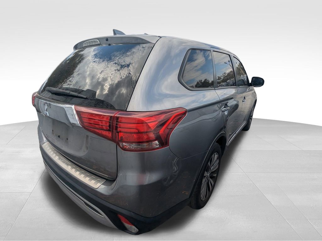 Used 2020 Mitsubishi Outlander ES image 8