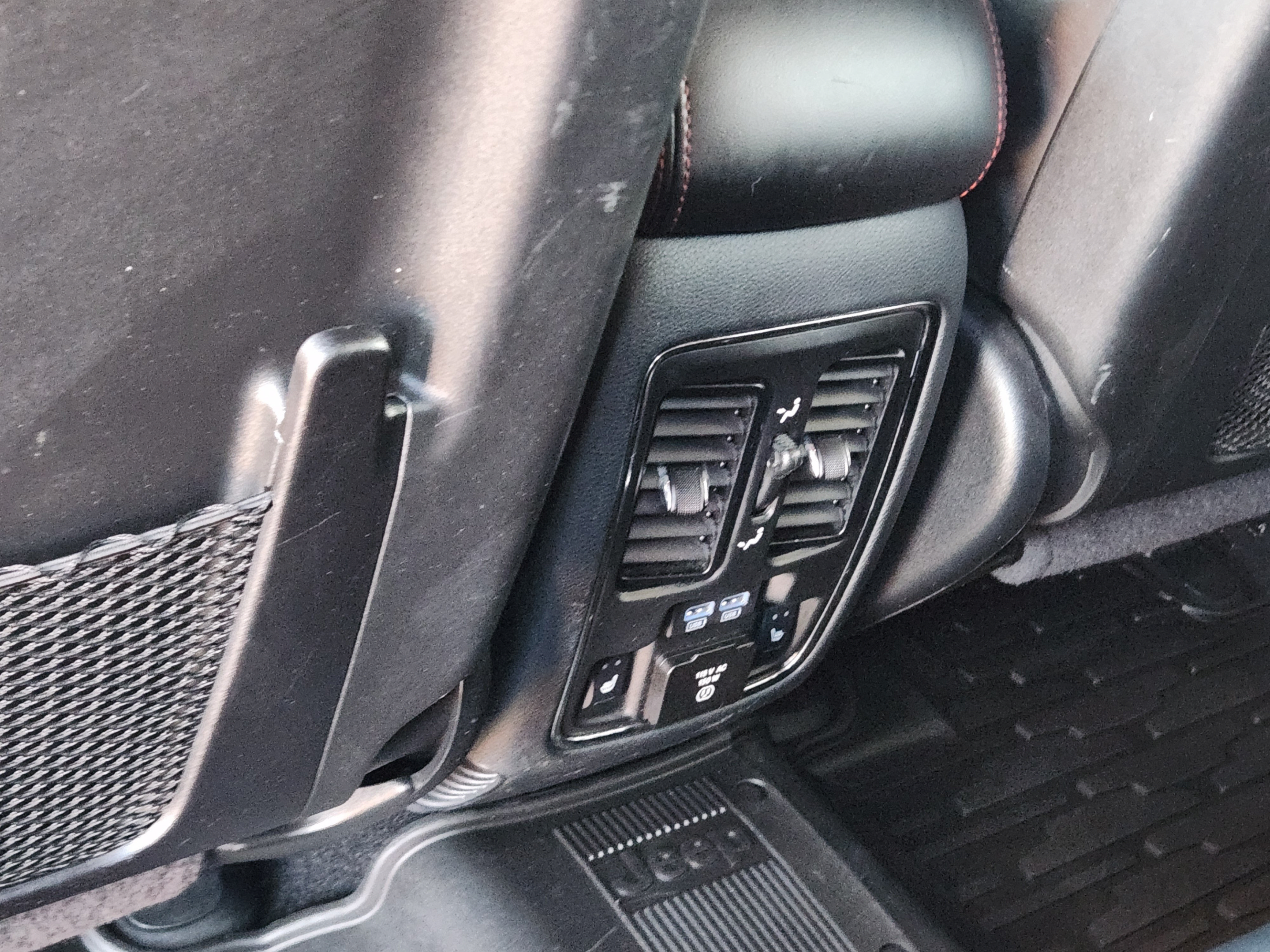 Used 2020 Jeep Grand Cherokee Trailhawk AWD/4WD image 26