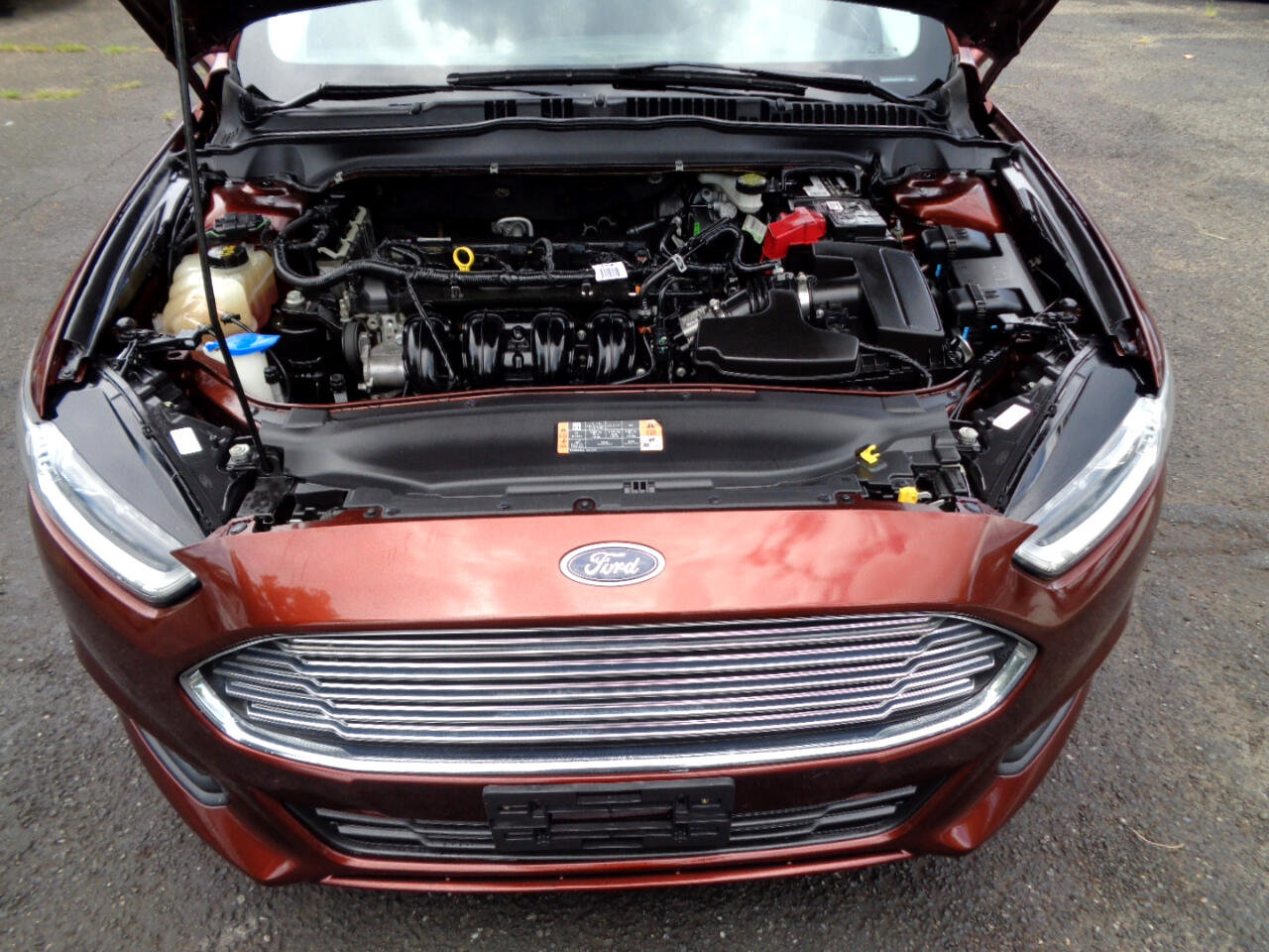 Used 2015 Ford Fusion SE image 22