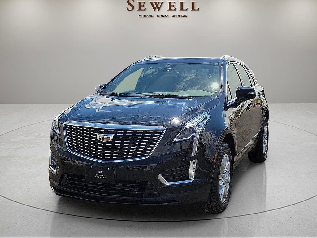 Certified 2023 Cadillac XT5 Luxury w/ LPO, Floor Liner Package