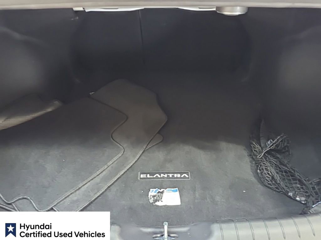 Certified 2025 Hyundai Elantra Limited FWD image 14