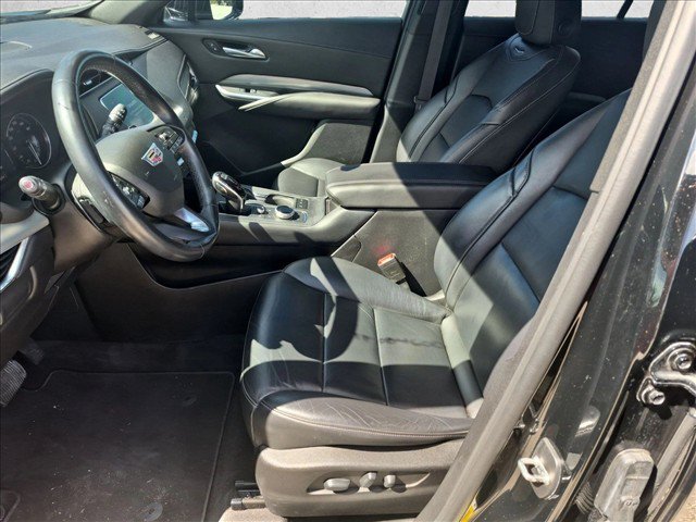Used 2021 Cadillac XT4 Premium Luxury FWD image 13