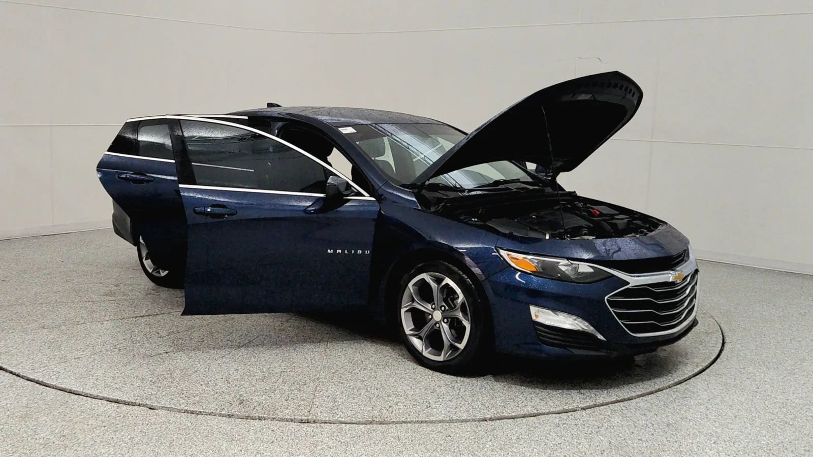 Used 2020 Chevrolet Malibu LT image 9