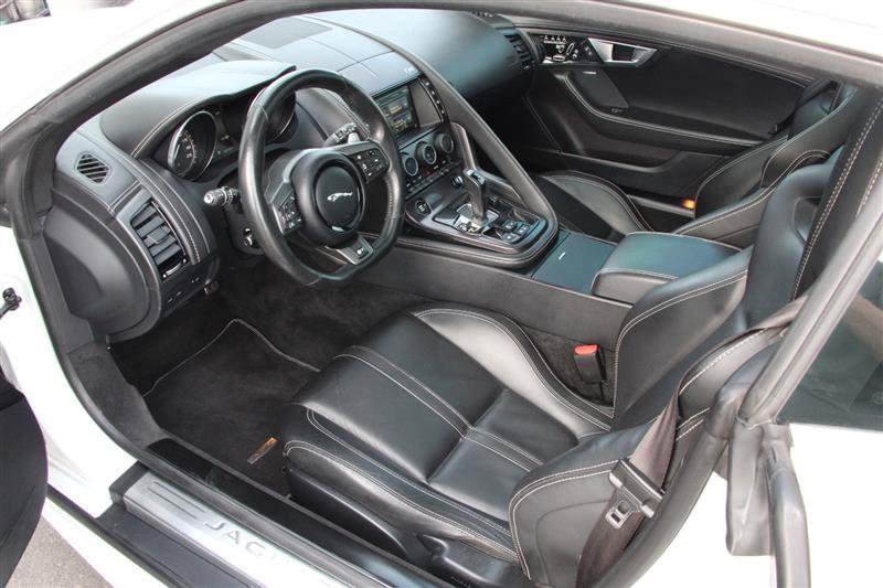 Used 2016 Jaguar F-TYPE R AWD/4WD image 15