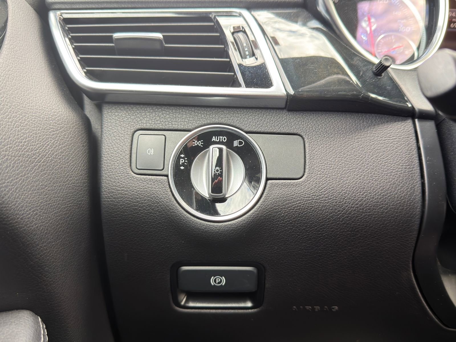 Used 2018 Mercedes-Benz GLE 350 image 24