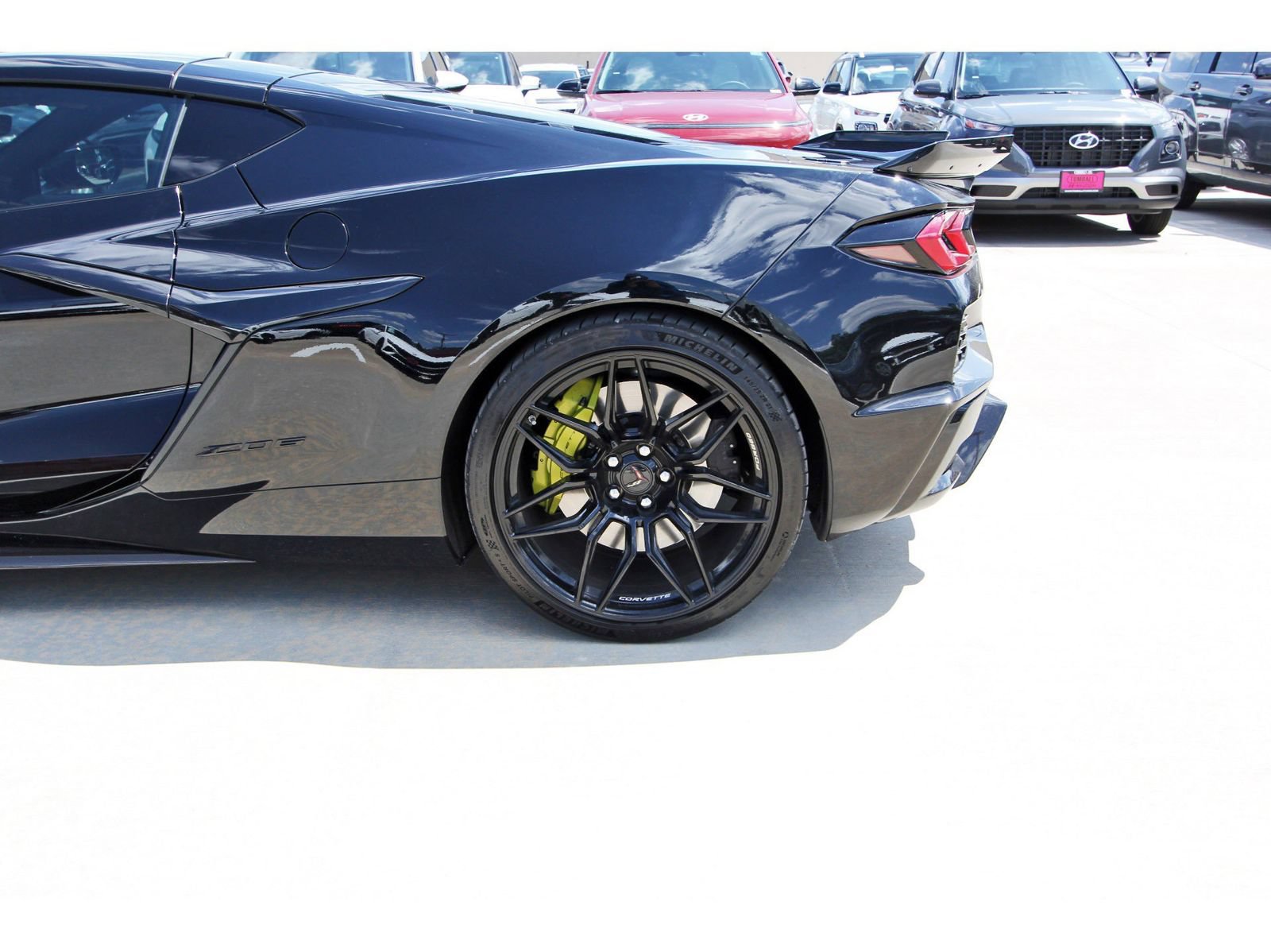 Used 2023 Chevrolet Corvette Z06 RWD image 29