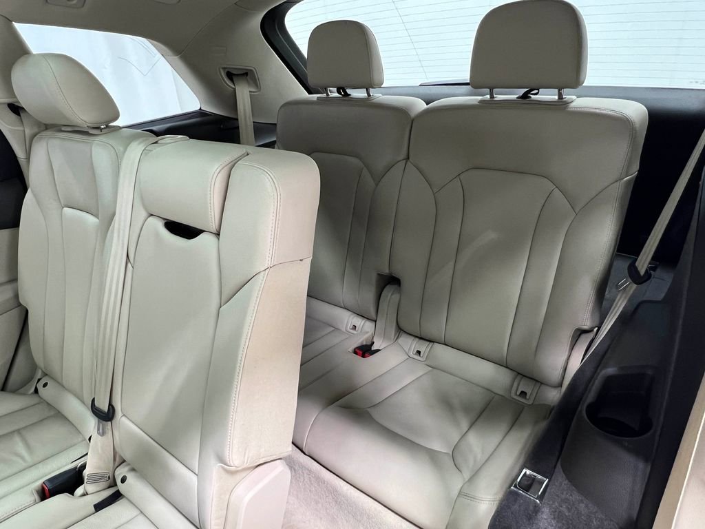 Used 2017 Audi Q7 3.0T Premium Plus w/ Premium Plus Package image 36