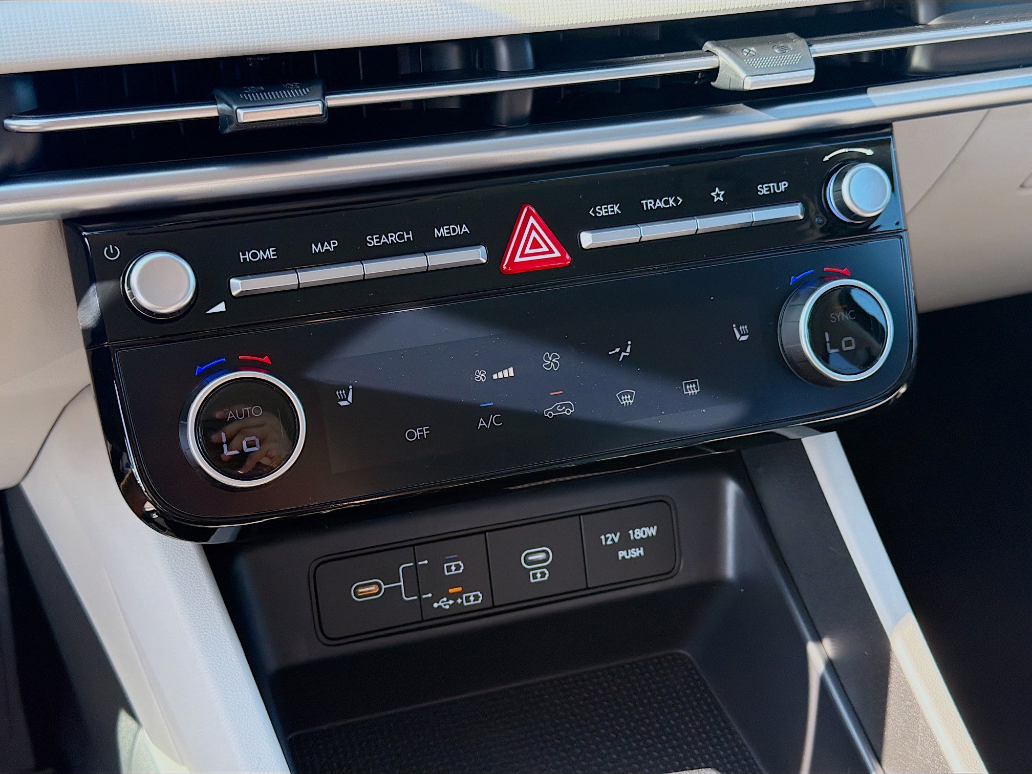 New 2026 Hyundai Tucson SEL FWD image 12