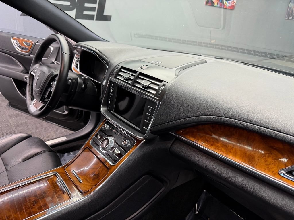 Used 2017 Lincoln Continental Select AWD/4WD image 48
