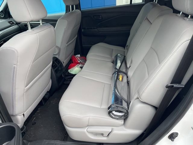 Used 2023 Honda Passport EX-L image 15